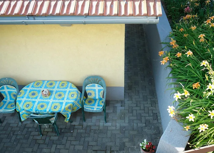 Lägenhet Panorama Apartmanhaz *